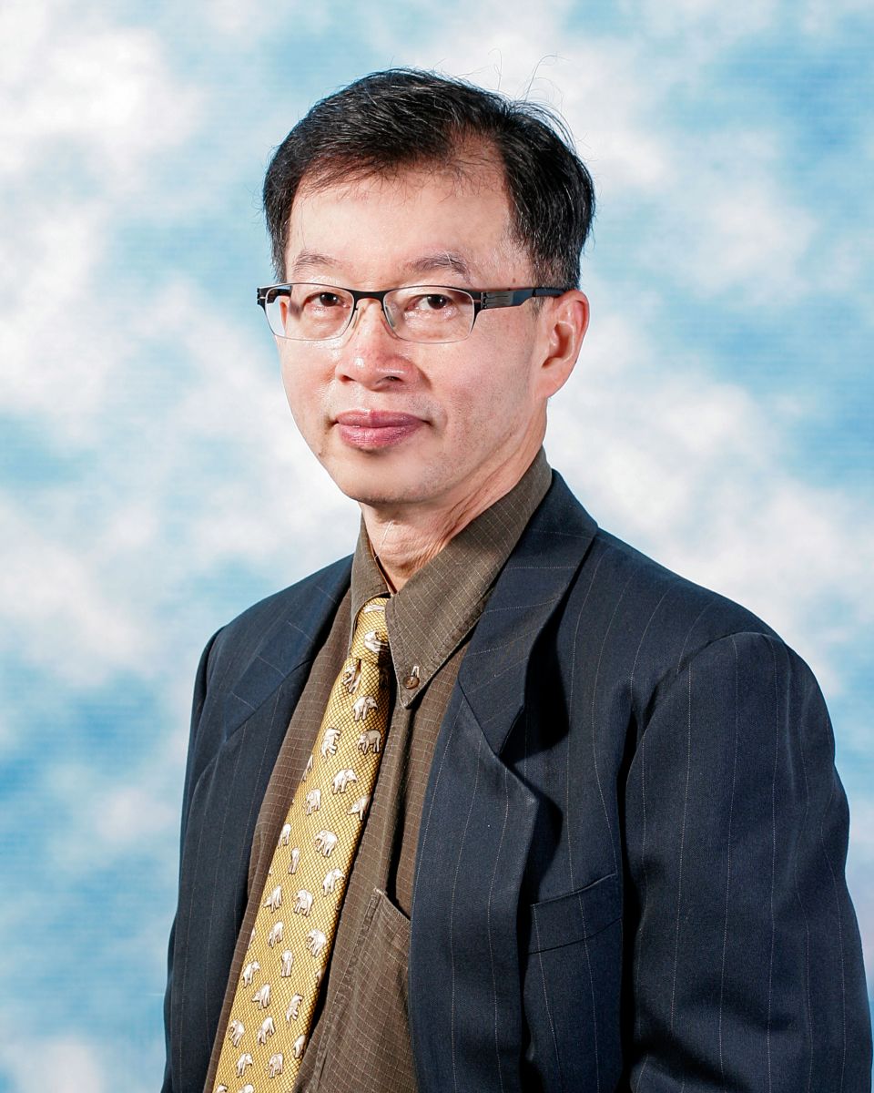 นายสมหวัง บุญรักษ์เจริญ